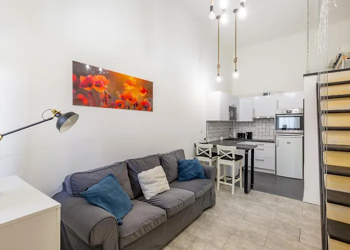 V60 Voeroesmarty Apartment