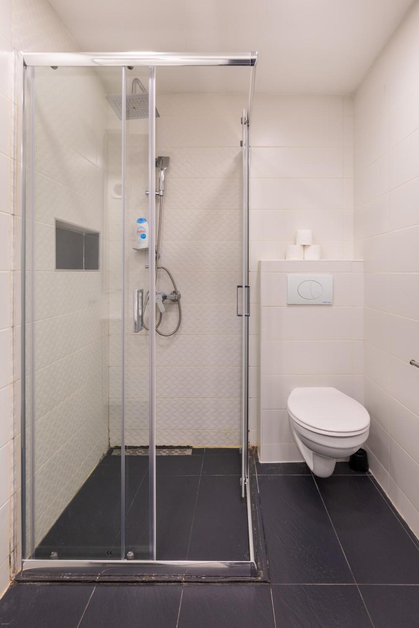 V60 Voeroesmarty Apartament
